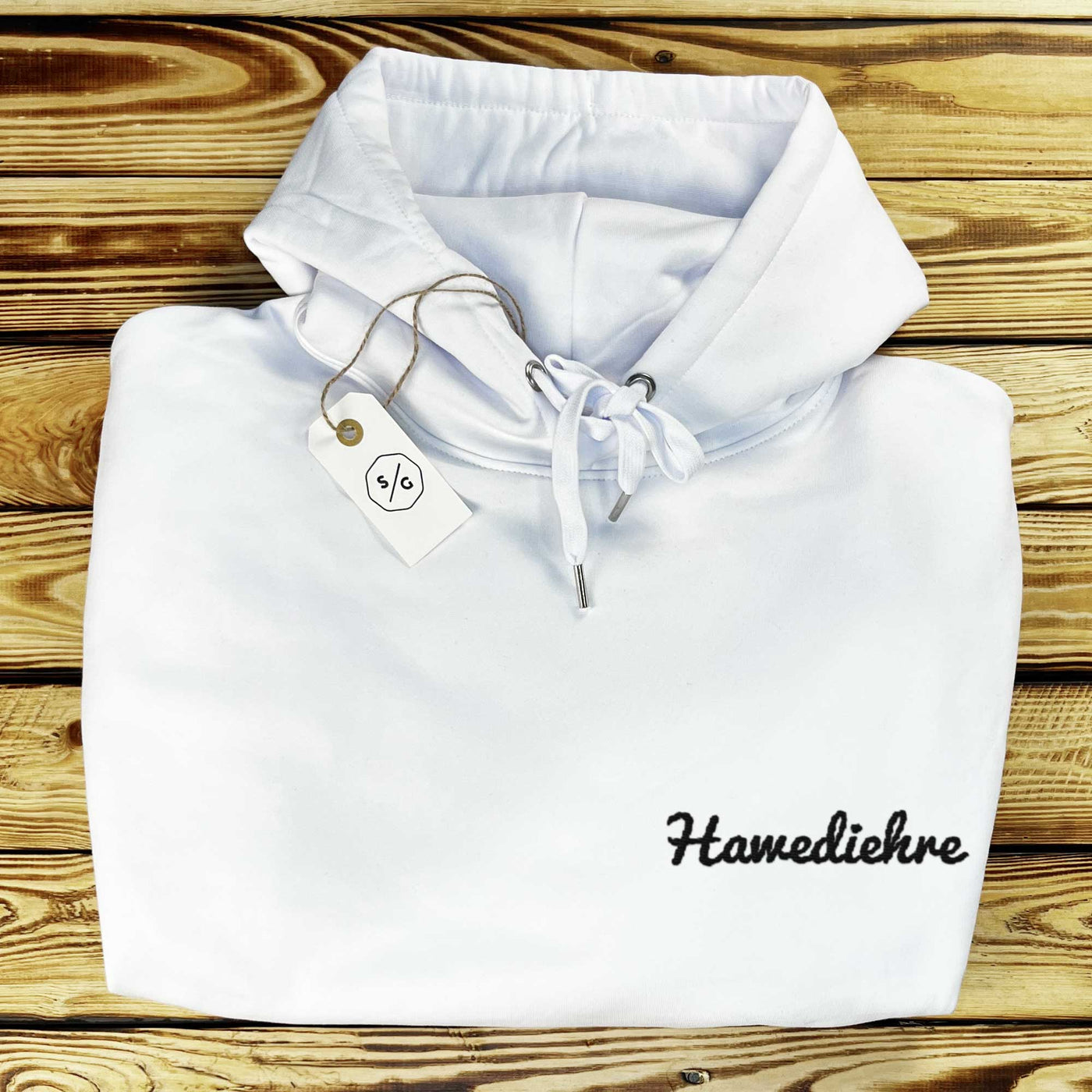 BESTICKTER HOODIE • HAWEDIEHRE