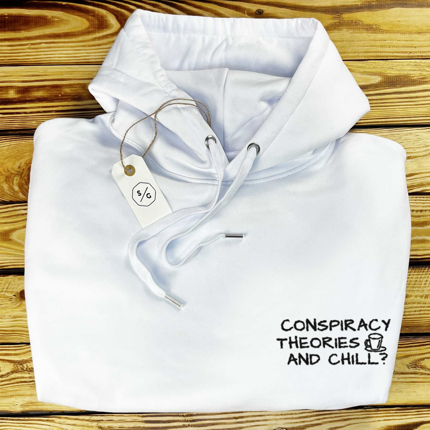 BESTICKTER HOODIE • CONSPIRACY THEORIES AND CHILL?