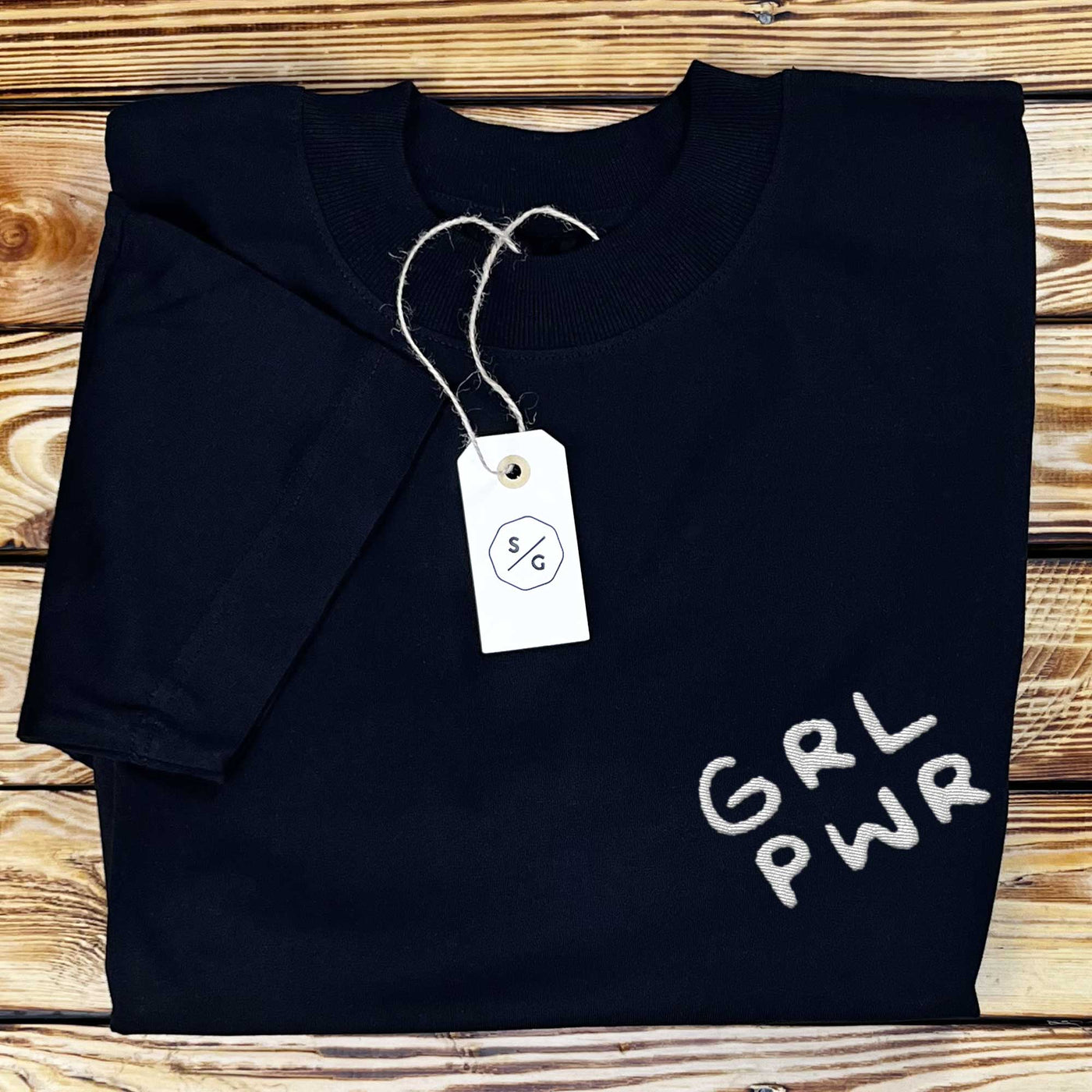 BESTICKTES SHIRT OVERSIZED • GRL PWR