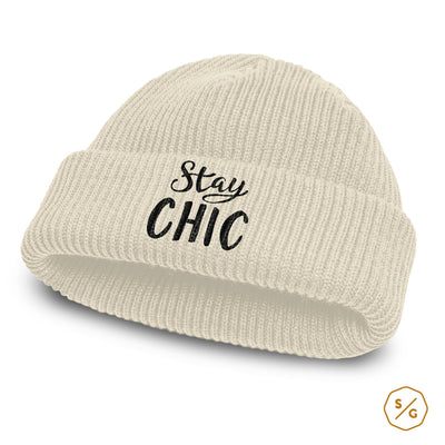 BESTICKTE BEANIE • STAY CHIC