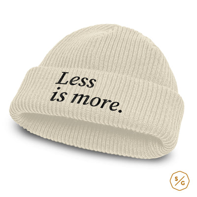 BESTICKTE BEANIE • LESS IS MORE