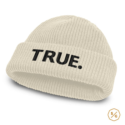 BESTICKTE BEANIE • TRUE.