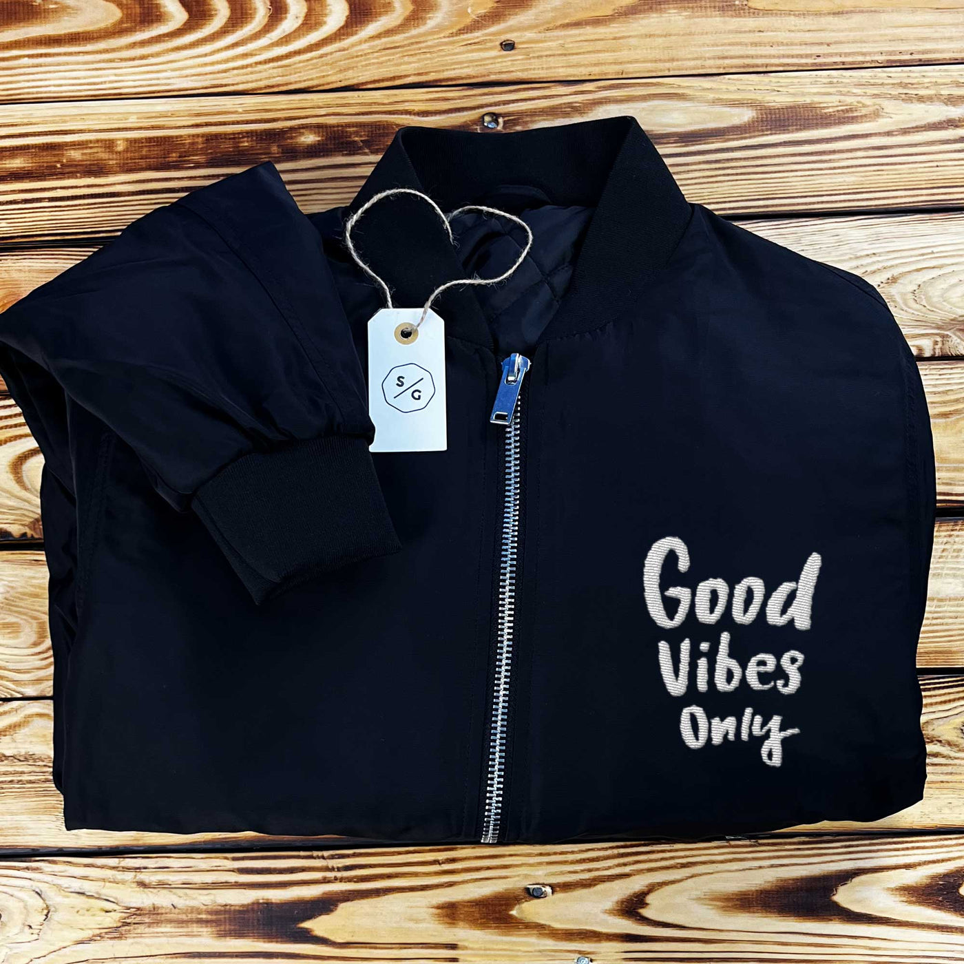 BESTICKTE BOMBERJACKE • GOOD VIBES ONLY