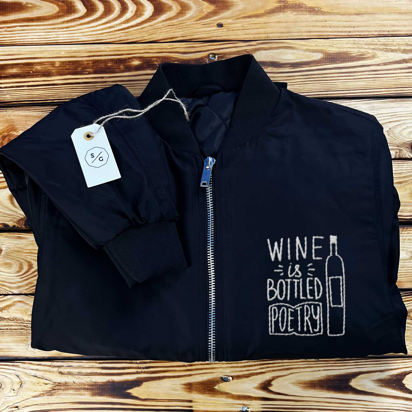 BESTICKTE BOMBERJACKE • WINE IS BOTTLED POETRY