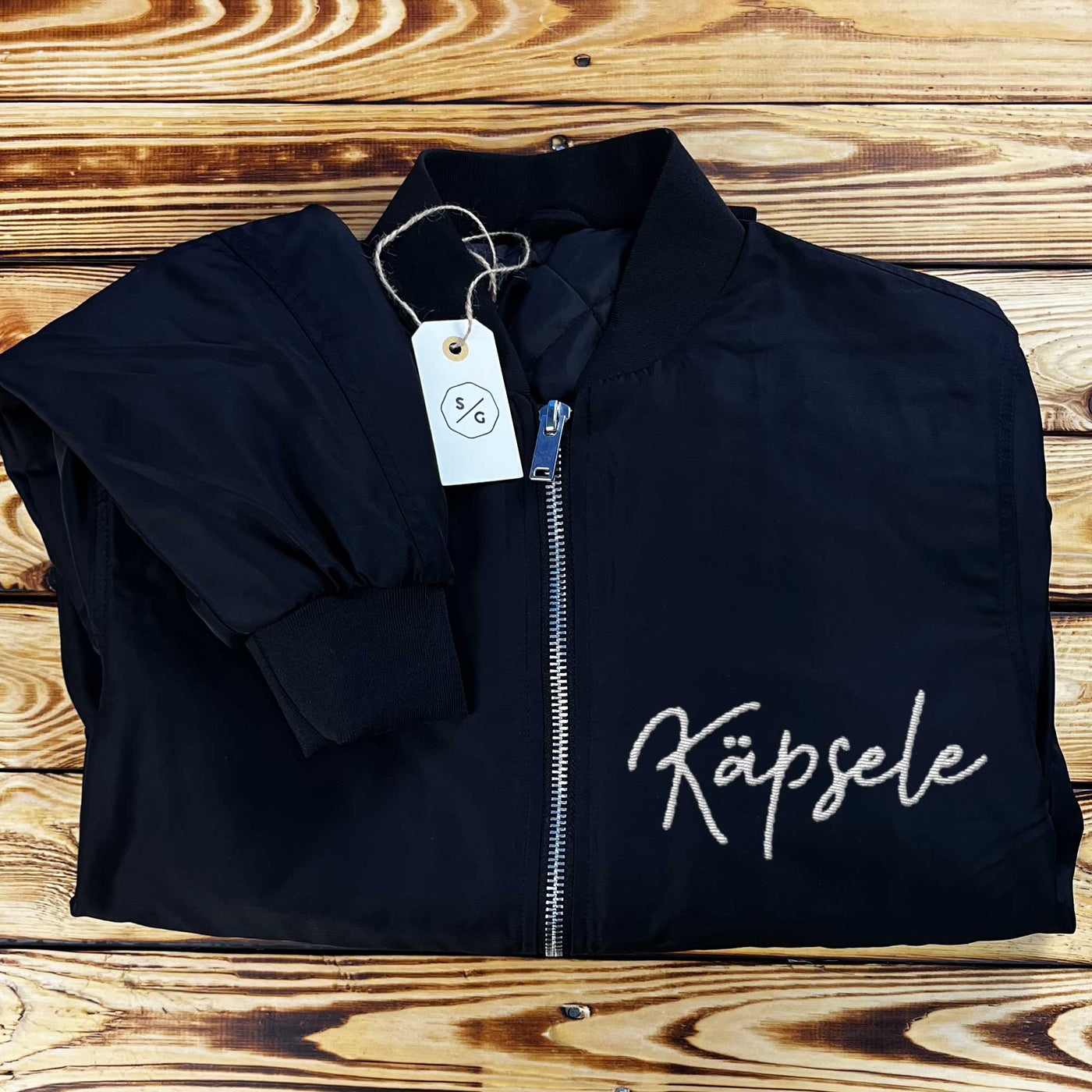 EMBROIDERED BOMBER JACKET • KÄPSELE