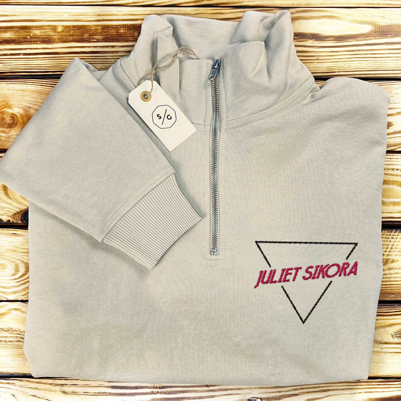 HALF-ZIP SWEATER • LOGO JULIET SIKORA 