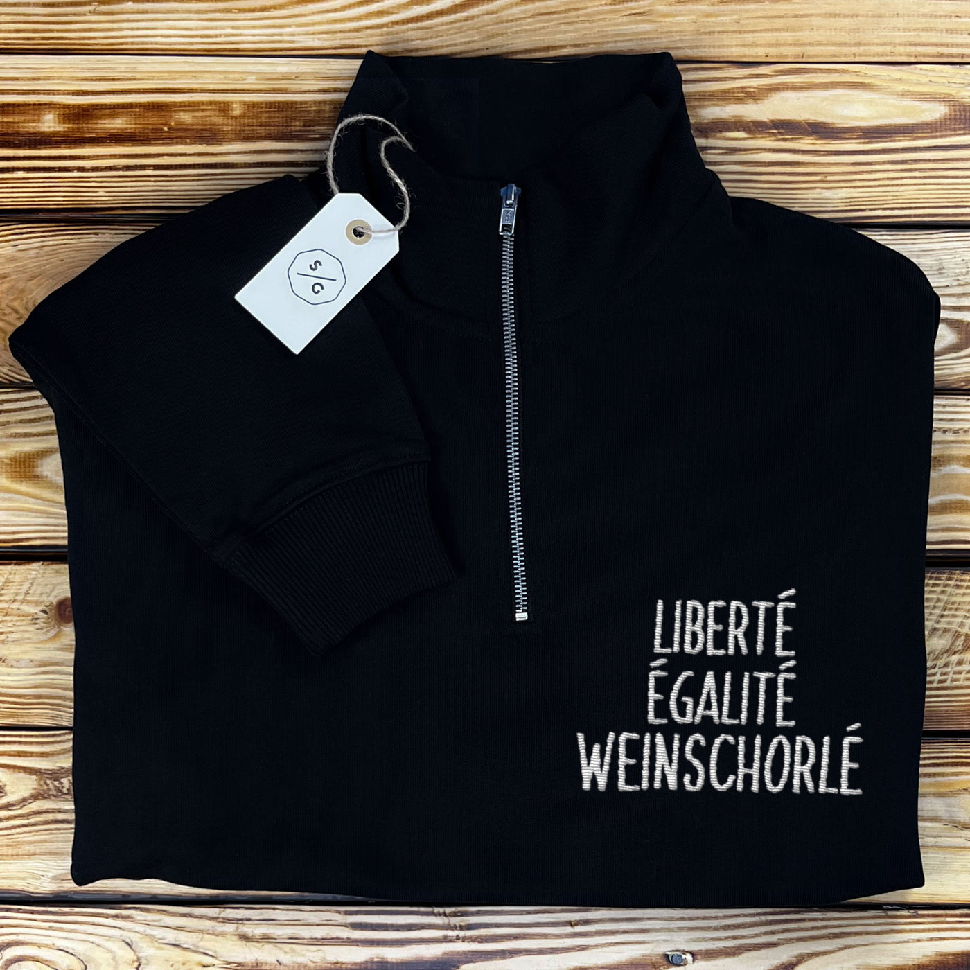 BESTICKTER HALF-ZIP SWEATER • LIBERTÉ EGALITÉ WEINSCHORLÉ