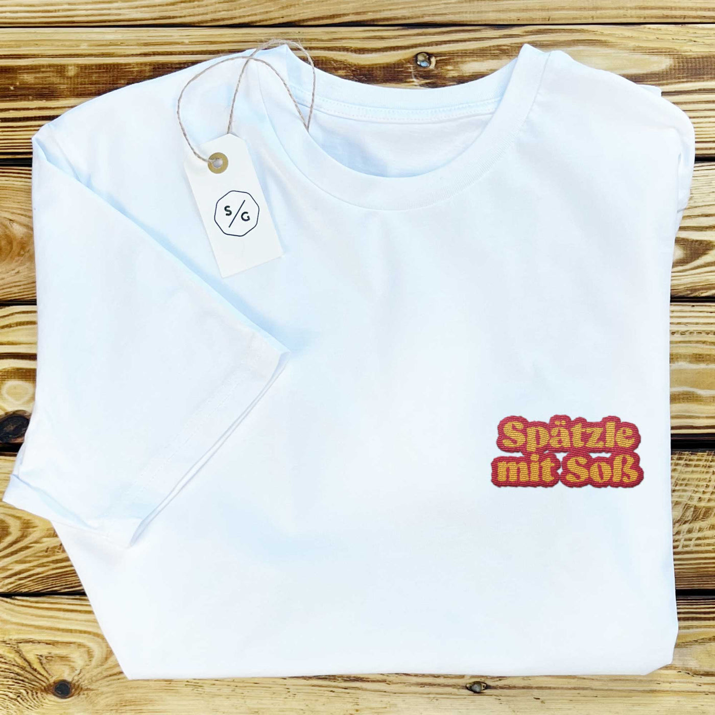 BESTICKTES SHIRT • SPÄTZLE MIT SOSS