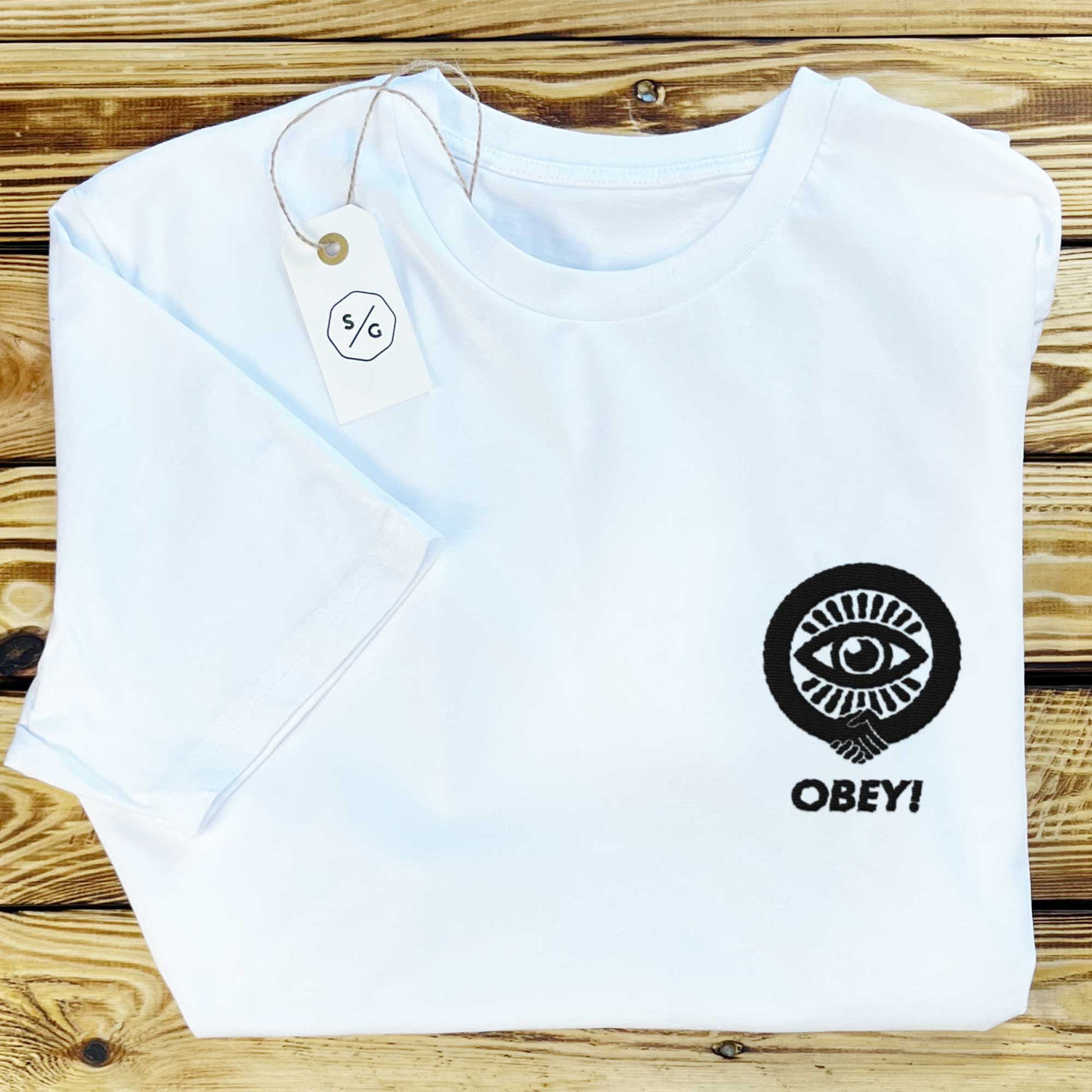 BESTICKTES SHIRT • OBEY