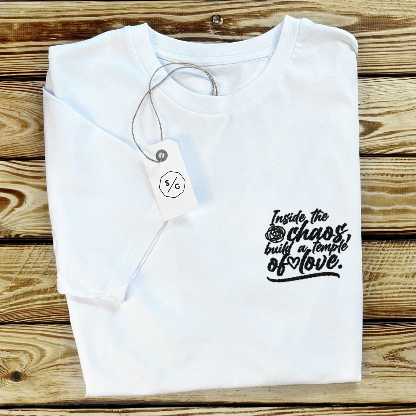 BESTICKTES SHIRT • INSIDE THE CHAOS