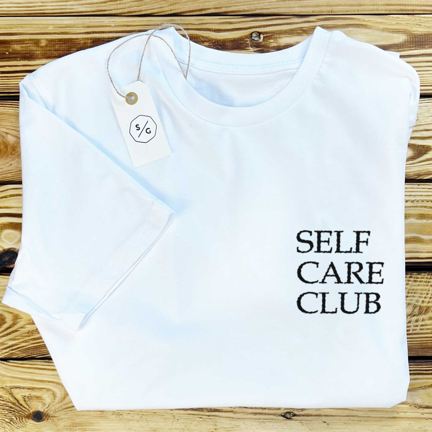 BESTICKTES SHIRT • SELF CARE CLUB