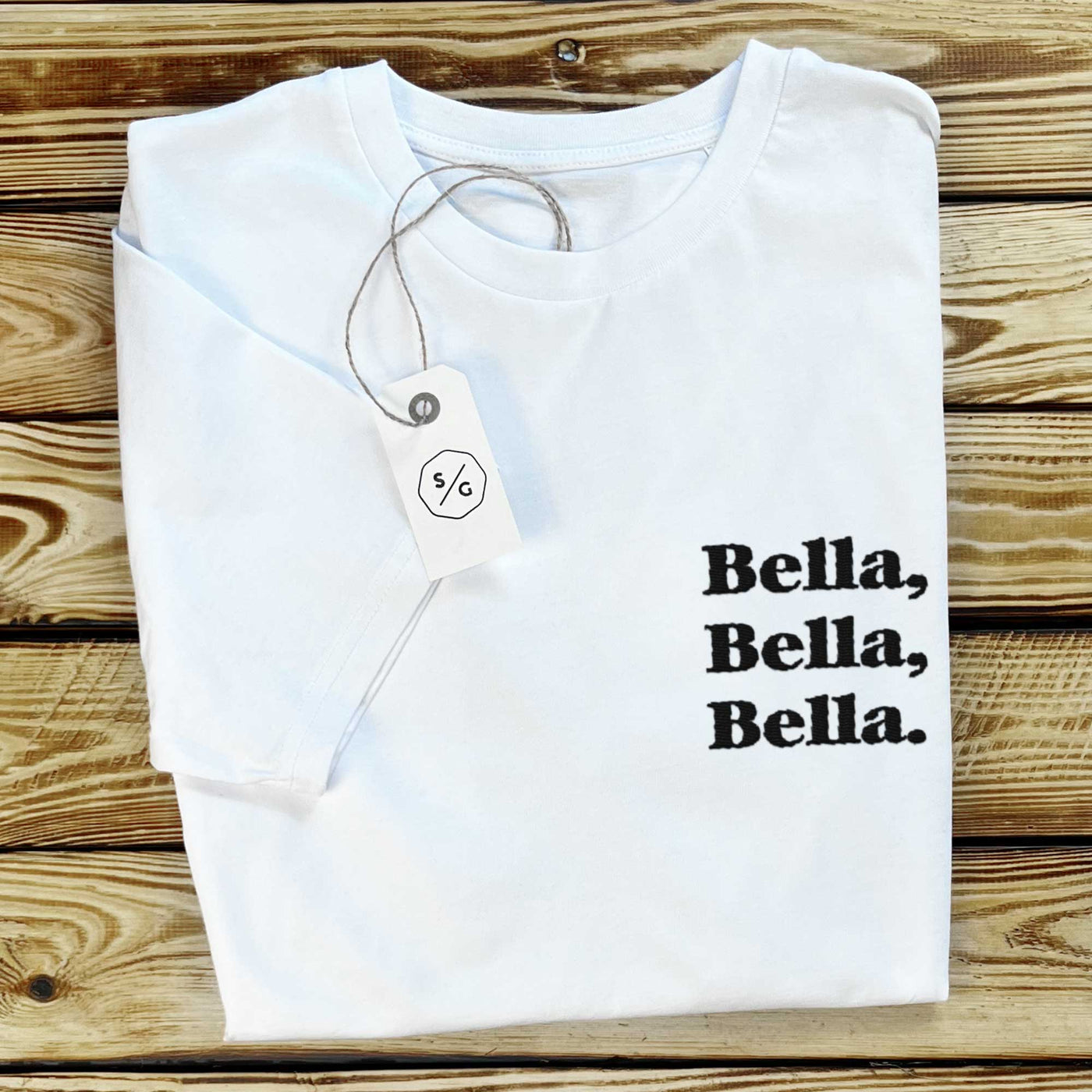 BESTICKTES SHIRT • BELLA, BELLA, BELLA