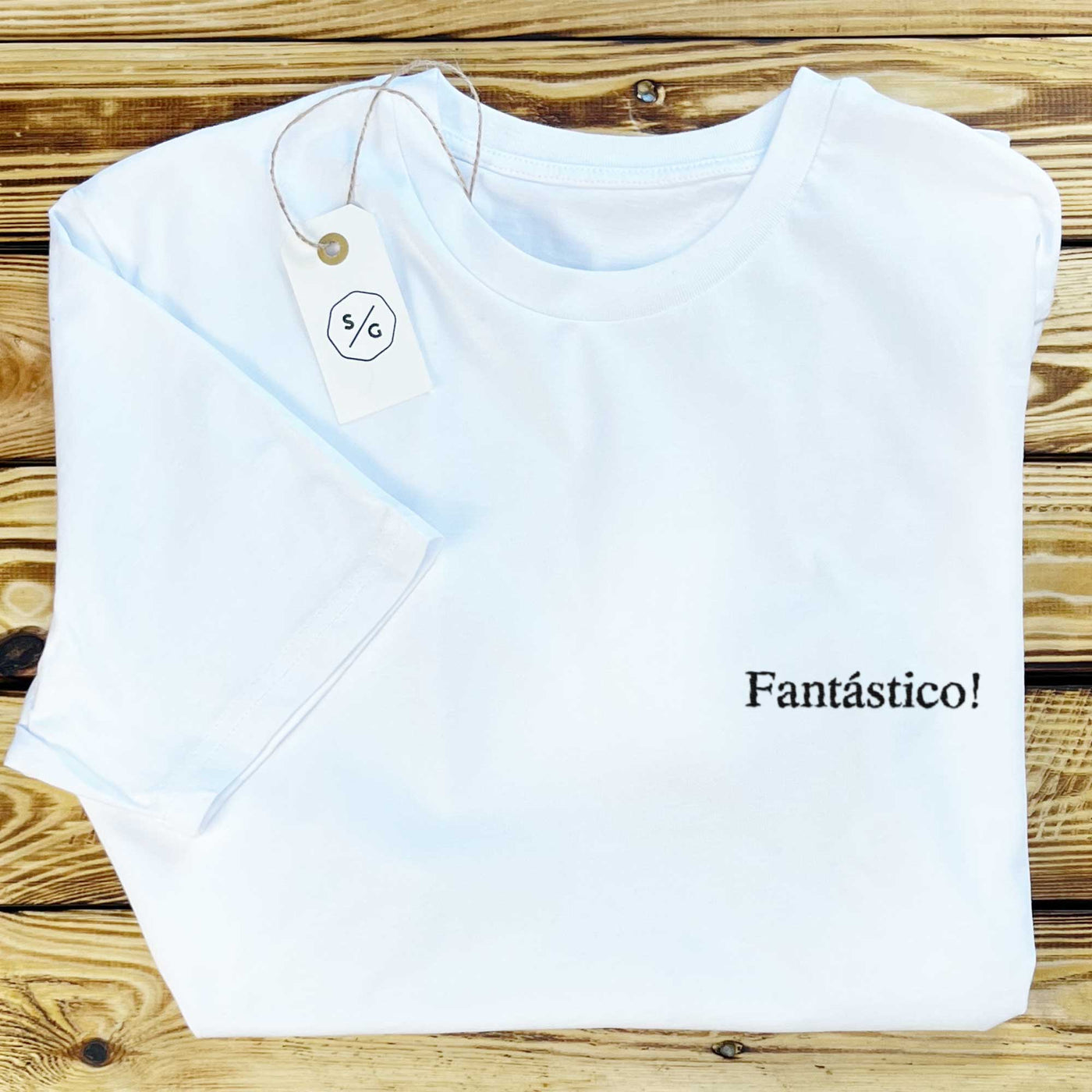 BESTICKTER T-SHIRT KLEID • FANTÁSTICO!