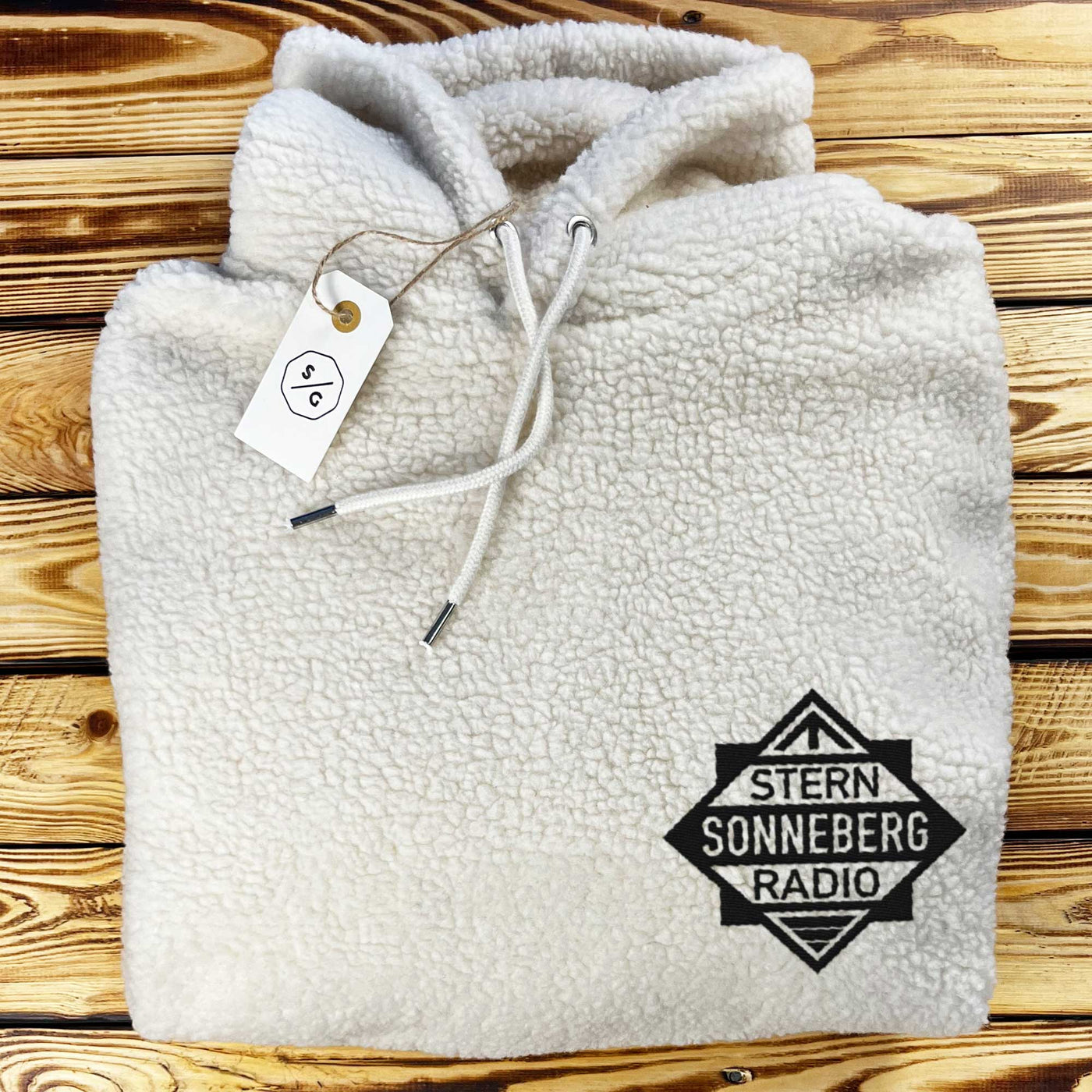 BESTICKTER SHERPA HOODIE • STERN RADIO SONNEBERG