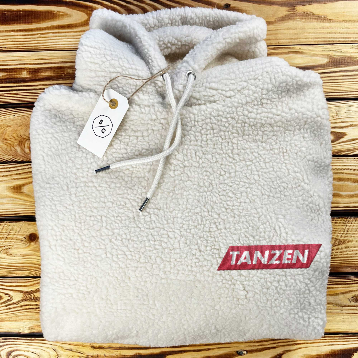 EMBROIDERED SHERPA HOODIE • TANZEN