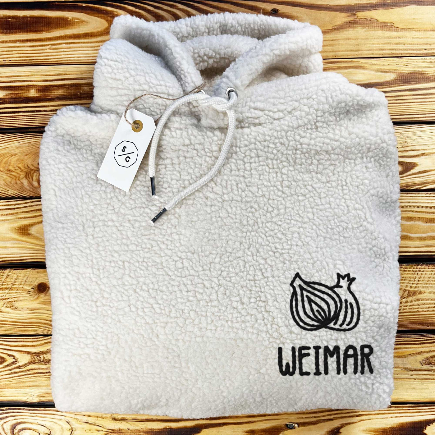 BESTICKTER SHERPA HOODIE • WEIMAR