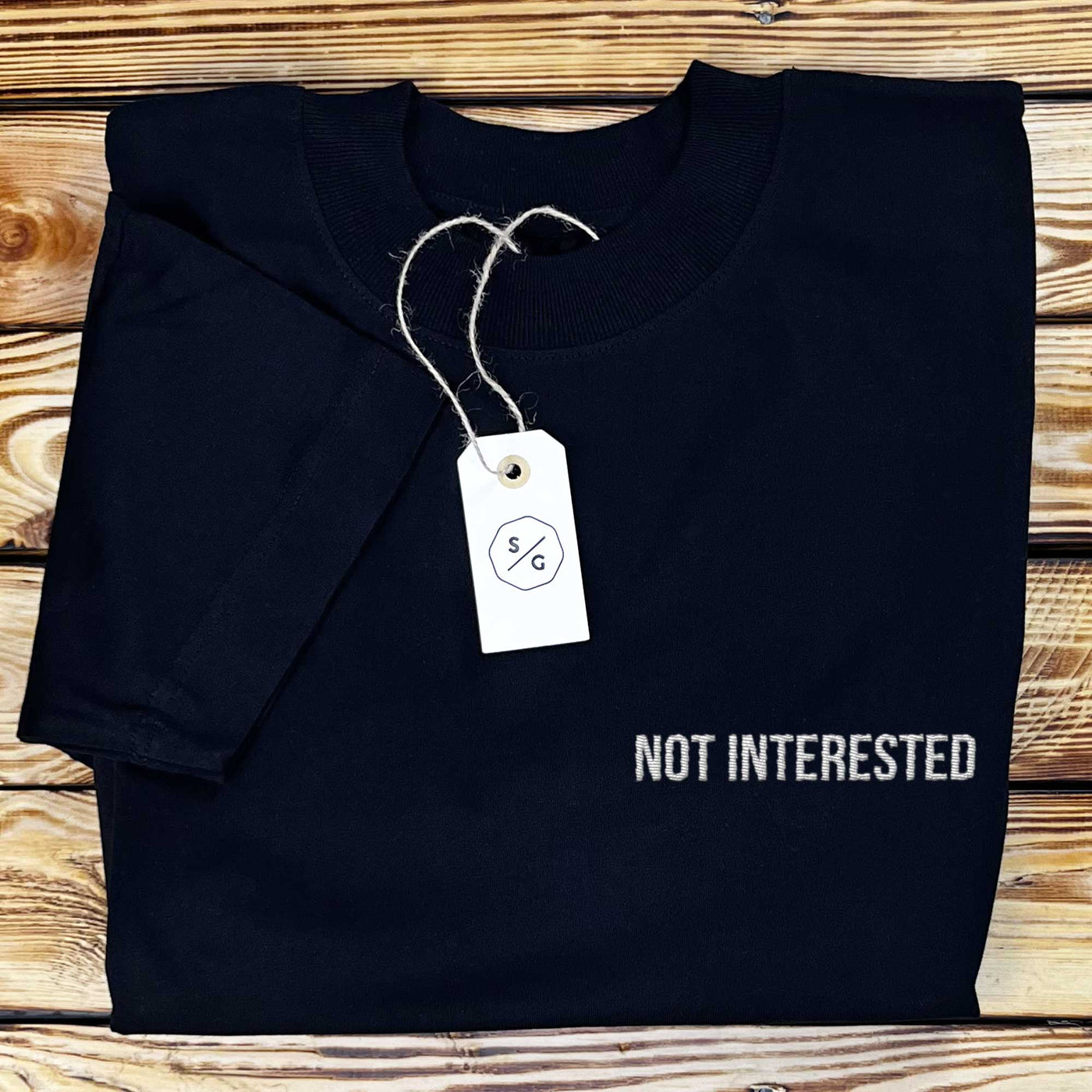 BESTICKTES SHIRT OVERSIZED • NOT INTERESTED