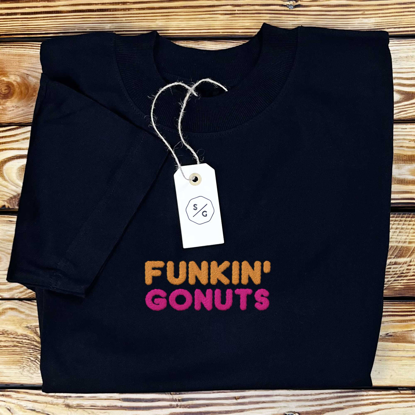 BESTICKTES SHIRT OVERSIZED • FUNKIN' GONUTS