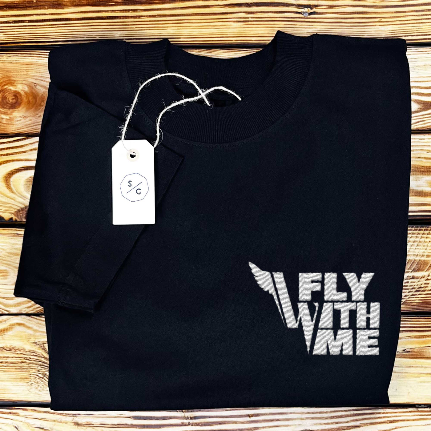 BESTICKTES SHIRT OVERSIZED • FLY WITH ME