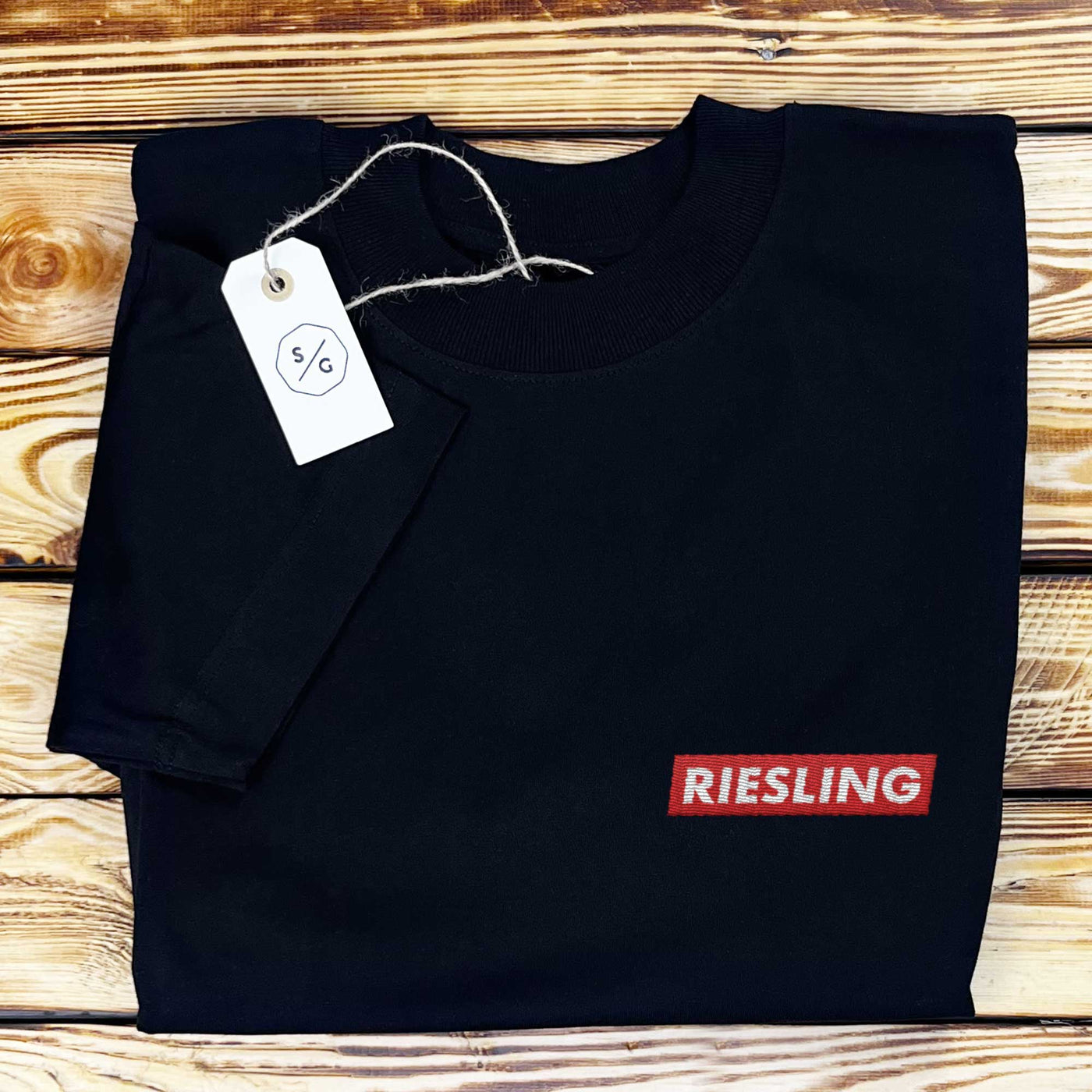 BESTICKTES SHIRT OVERSIZED • RIESLING