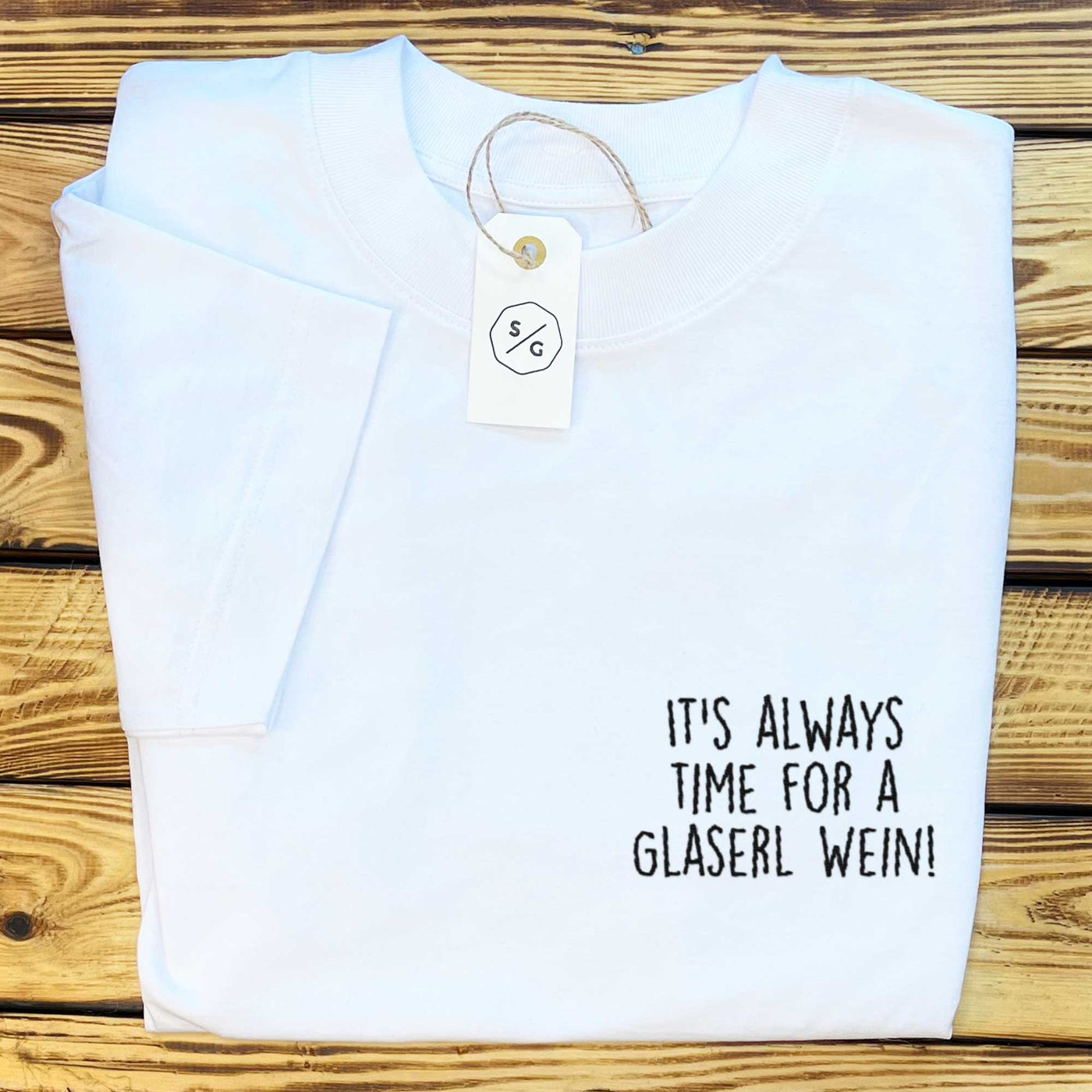 BESTICKTES SHIRT OVERSIZED • GLASERL WEIN