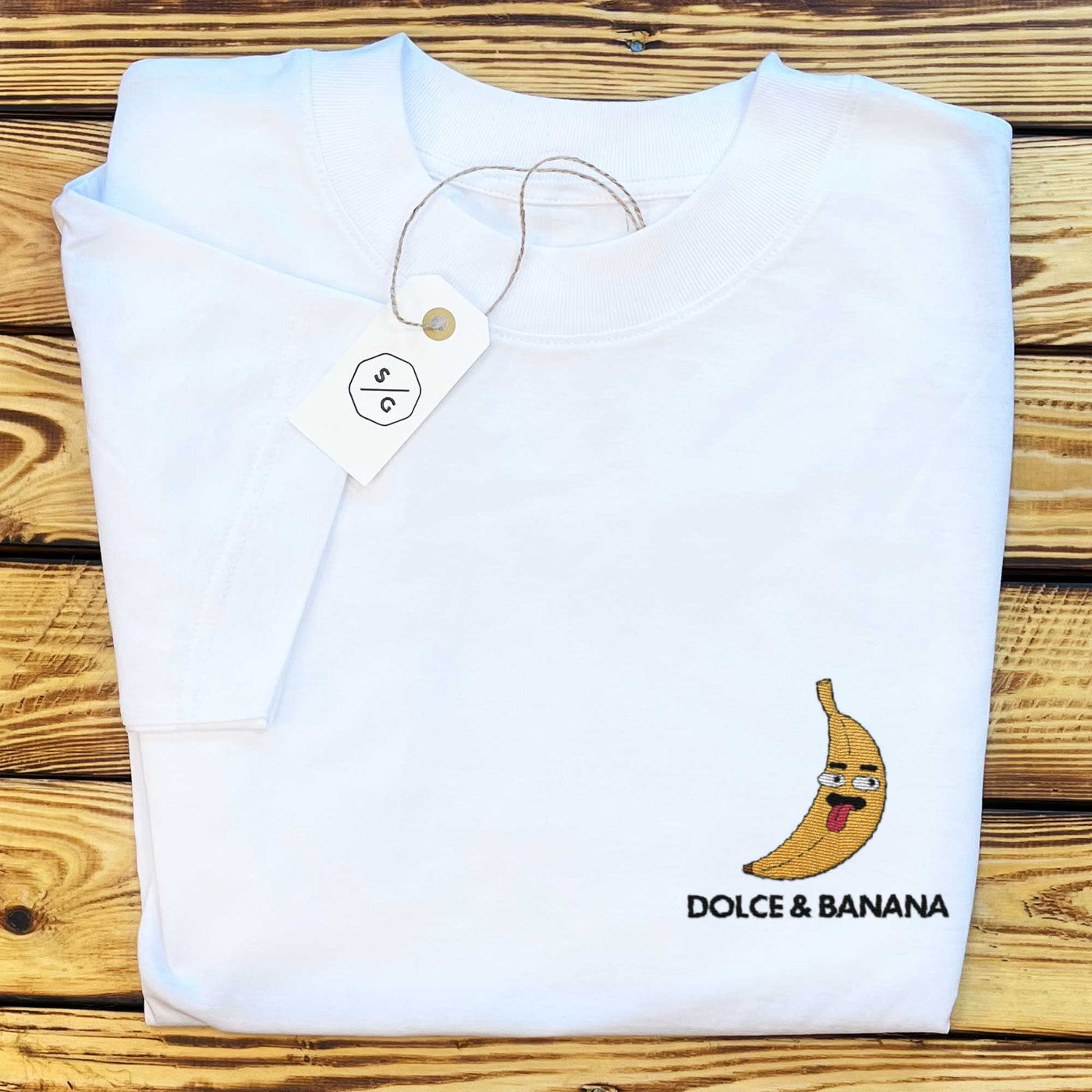 BESTICKTES SHIRT OVERSIZED • DOLCE & BANANA