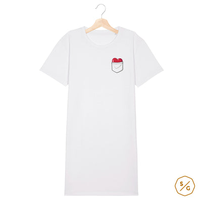 BESTICKTES T-SHIRT KLEID • HEART IN POCKET