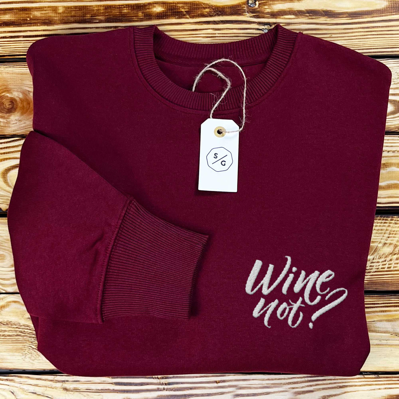 BESTICKTER SWEATER • WINE NOT?