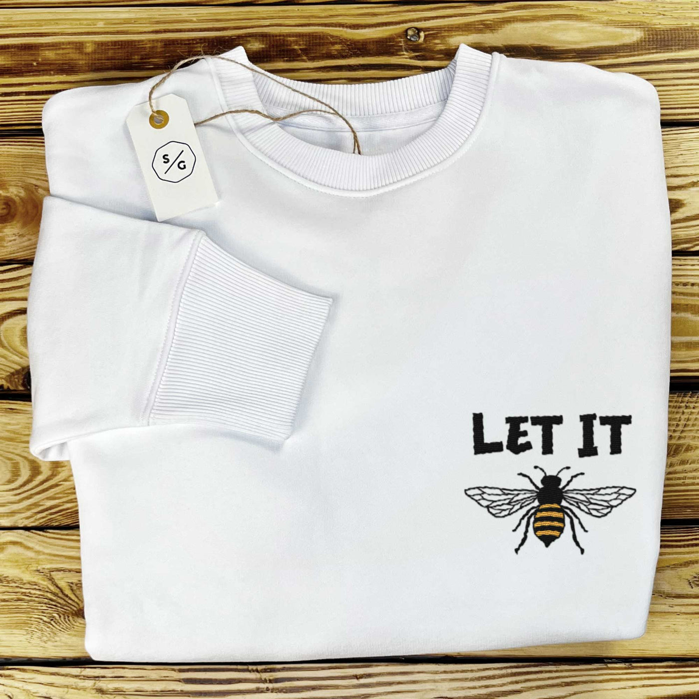 BESTICKTER SWEATER • LET IT BEE