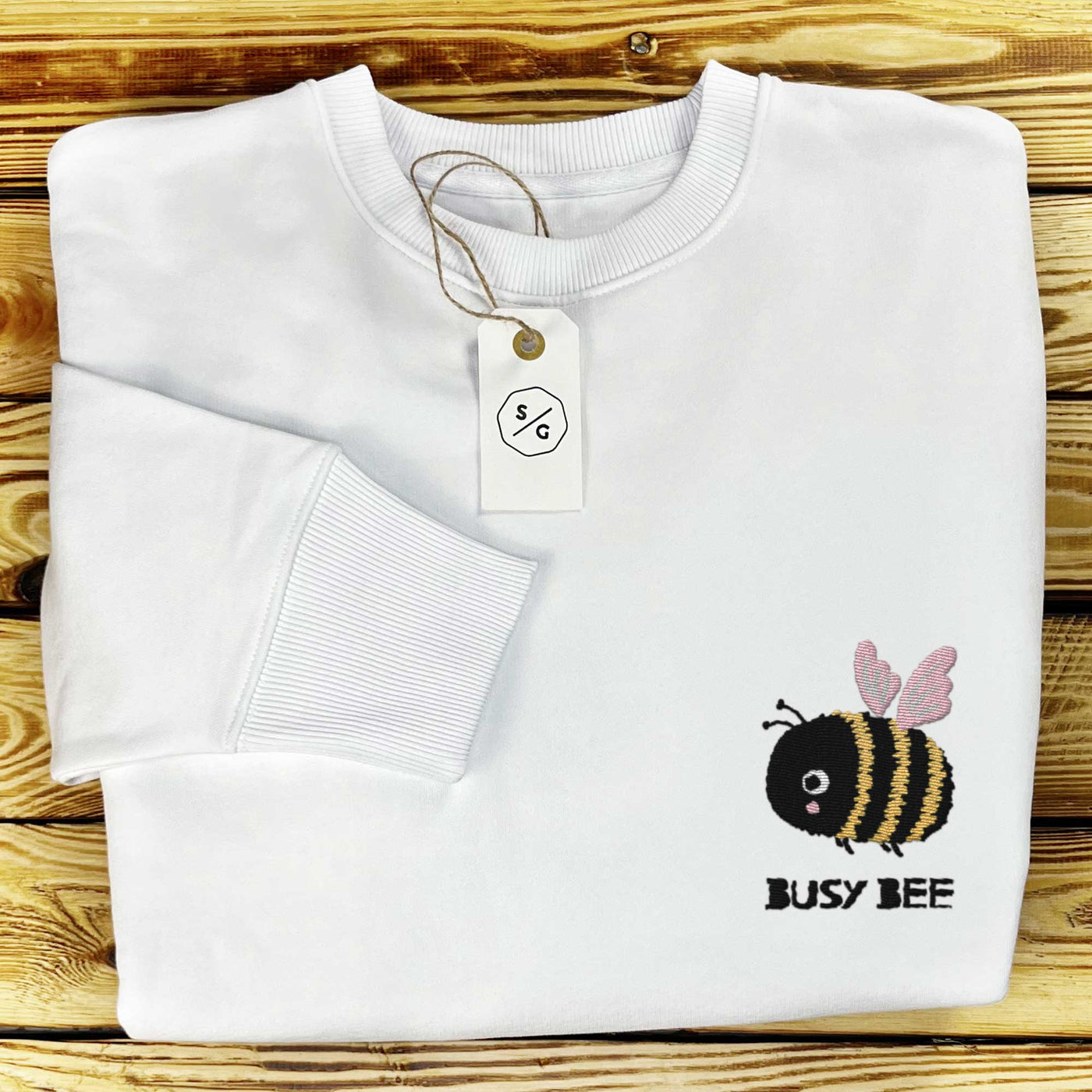 BESTICKTER SWEATER • BUSY BEE