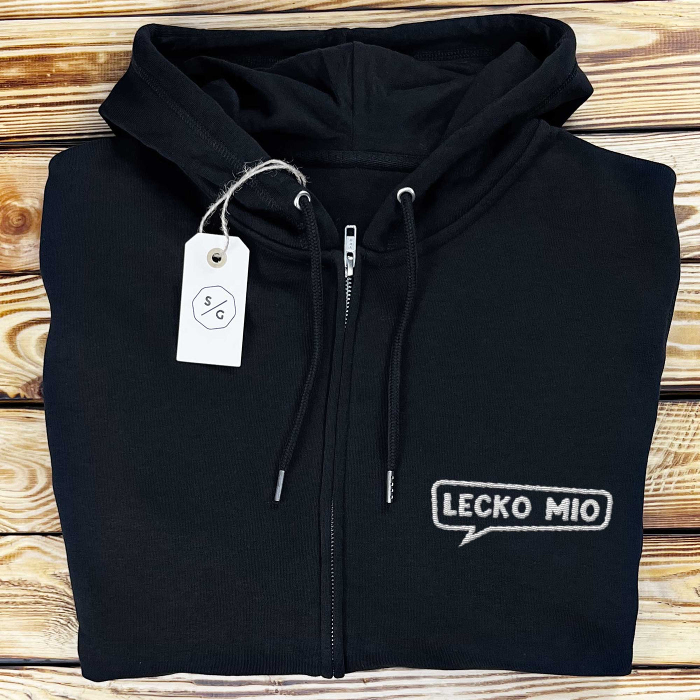 BESTICKTER ZIPPER HOODIE • LECKO MIO