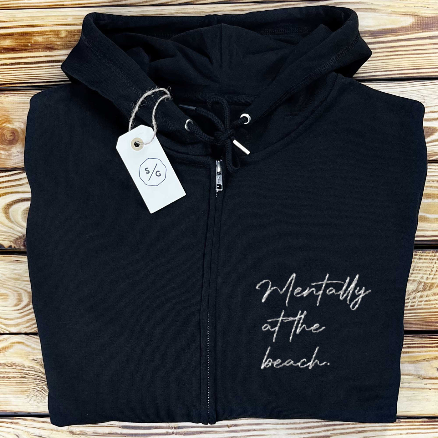 BESTICKTER ZIPPER HOODIE • MENTALLY AT THE BEACH