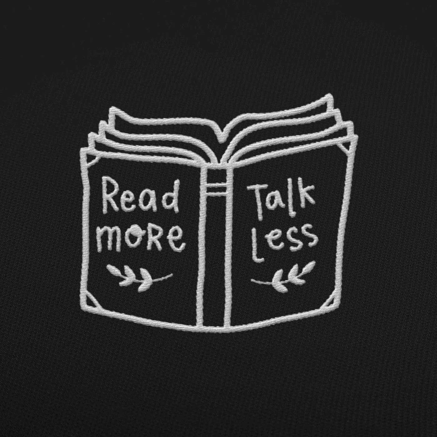 BESTICKTE CAP • READ MORE TALK LESS