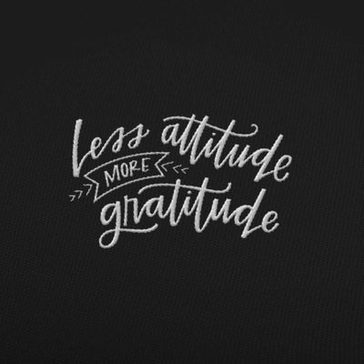 BESTICKTE CAP • LESS ATTITUDE MORE GRATITUDE
