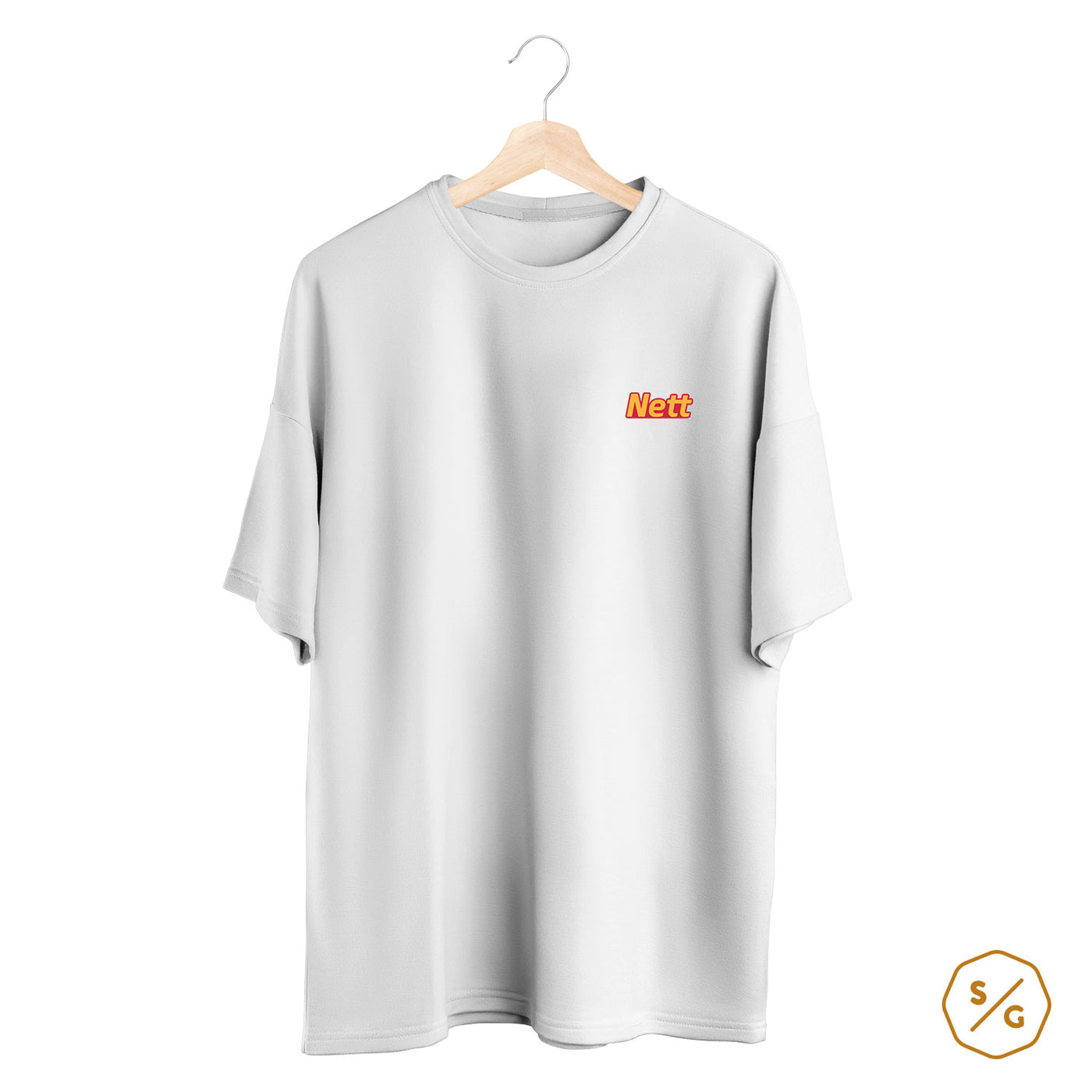 BESTICKTES SHIRT OVERSIZED • NETT