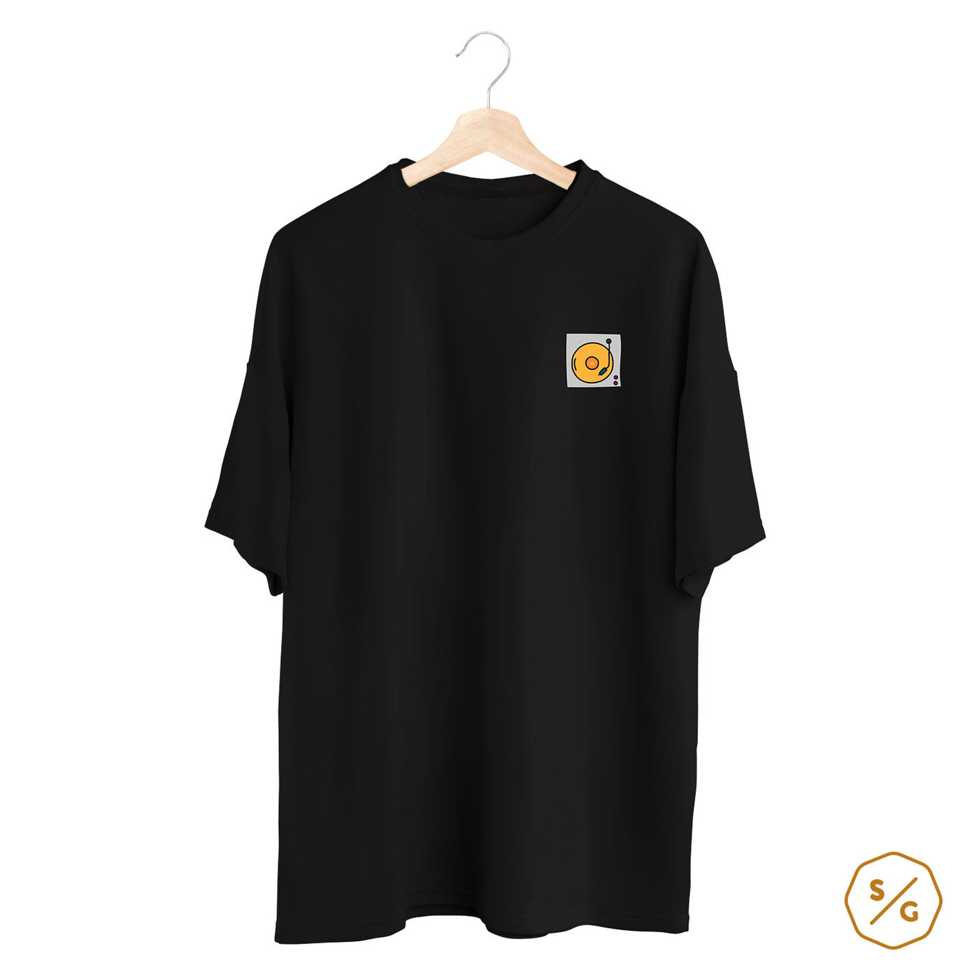 BESTICKTES SHIRT OVERSIZED • TURNTABLE SKETCH COLOR