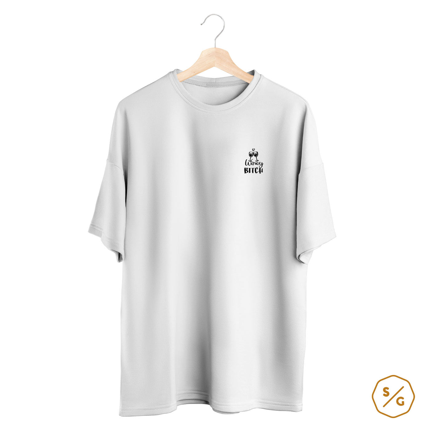 BESTICKTES SHIRT OVERSIZED • WINEY BITCH