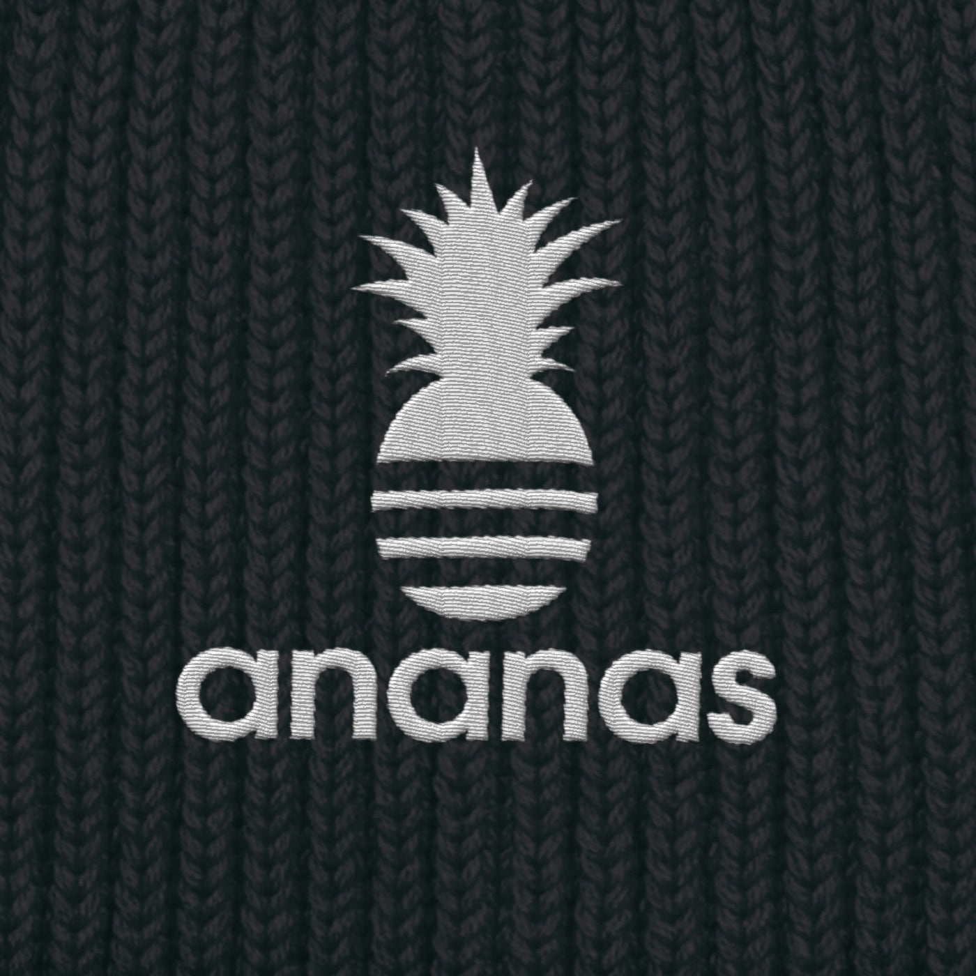 BESTICKTE BEANIE • ANANAS