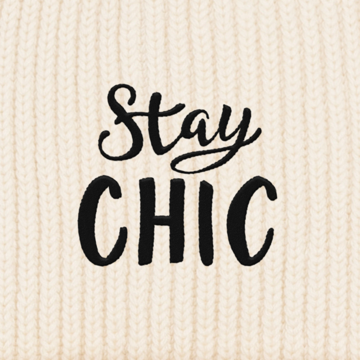 BESTICKTE BEANIE • STAY CHIC