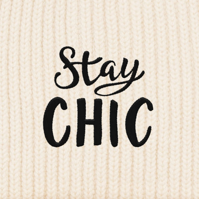 BESTICKTE BEANIE • STAY CHIC